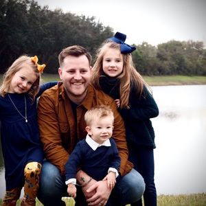 Meet your Posher, Derek